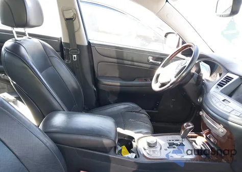 2010 Hyundai Genesis 4.6 from USA, damaged, VIN KMHGC4DF8AU069973